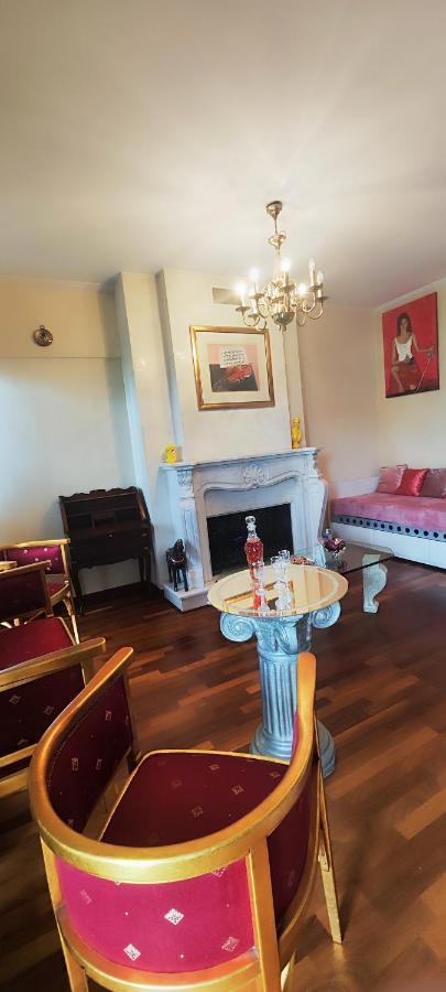 Apartmán Aurea Residenza Mitropoleos Soluň Exteriér fotografie